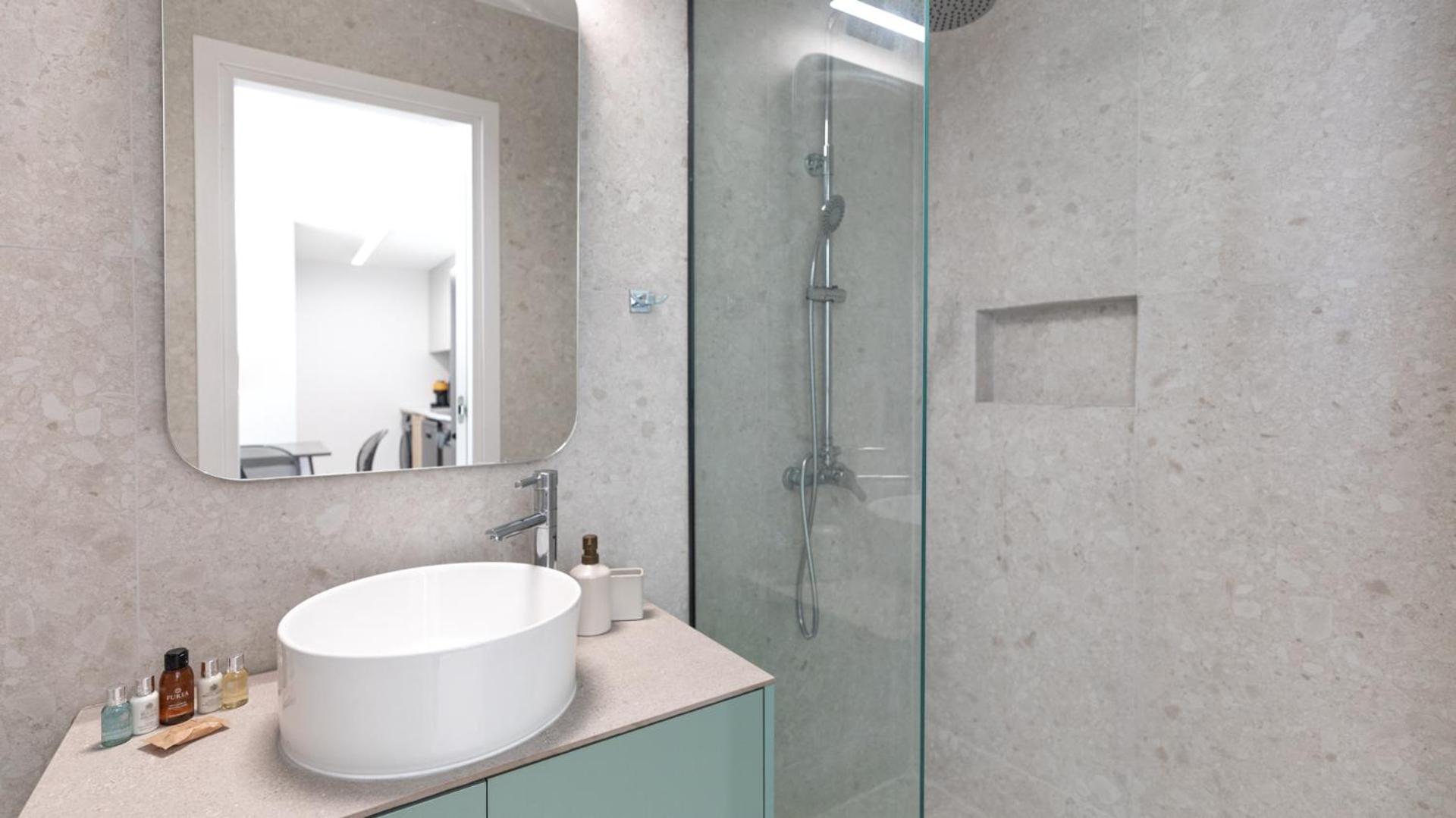 Nilea Court Iv Studio Apartament